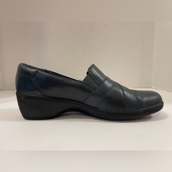 Clarks navy blue leather slide-on loafers shoes size 8 1/2 - Picture 5 of 10